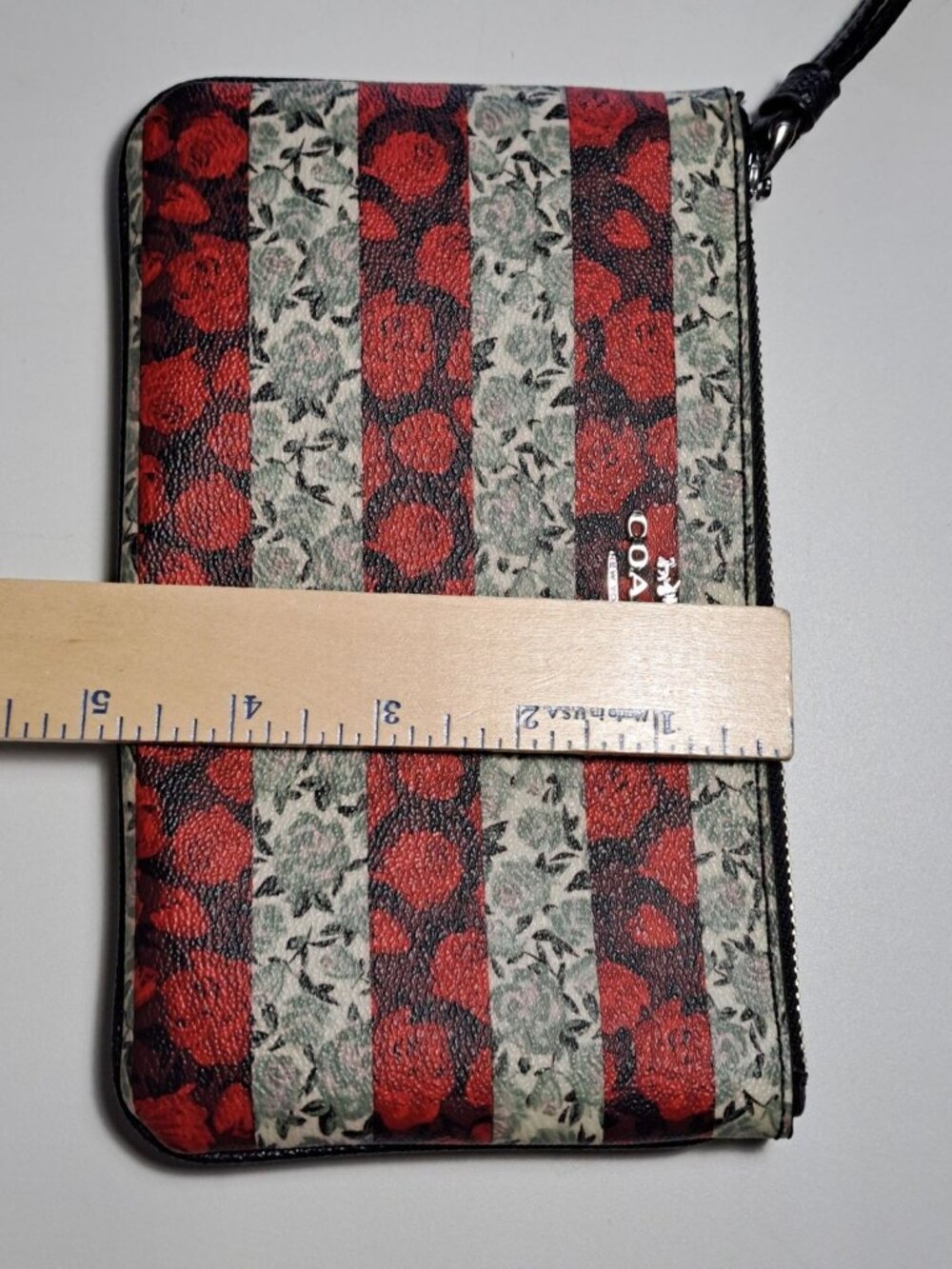 Coach New York Wristlet Wallet With Floral Stripes & Zip Closure - Picture 10 of 11